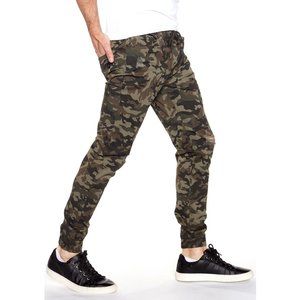 Jeaniologie Men's Jagger Distressed 5-Pocket Twill Camo Jogger Pants - NWT